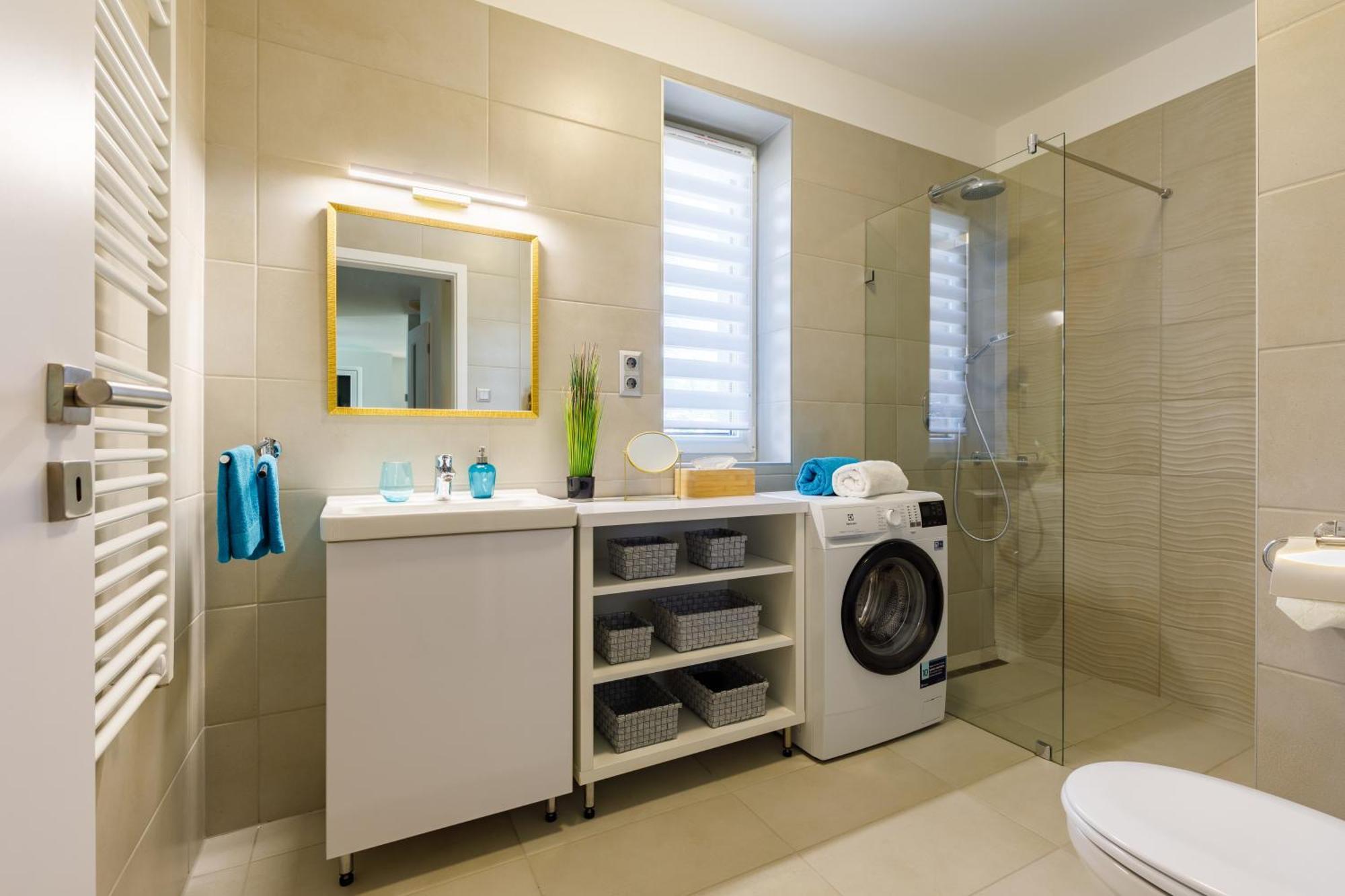 Blue4 Apartment Balatonfůzfő Екстериор снимка