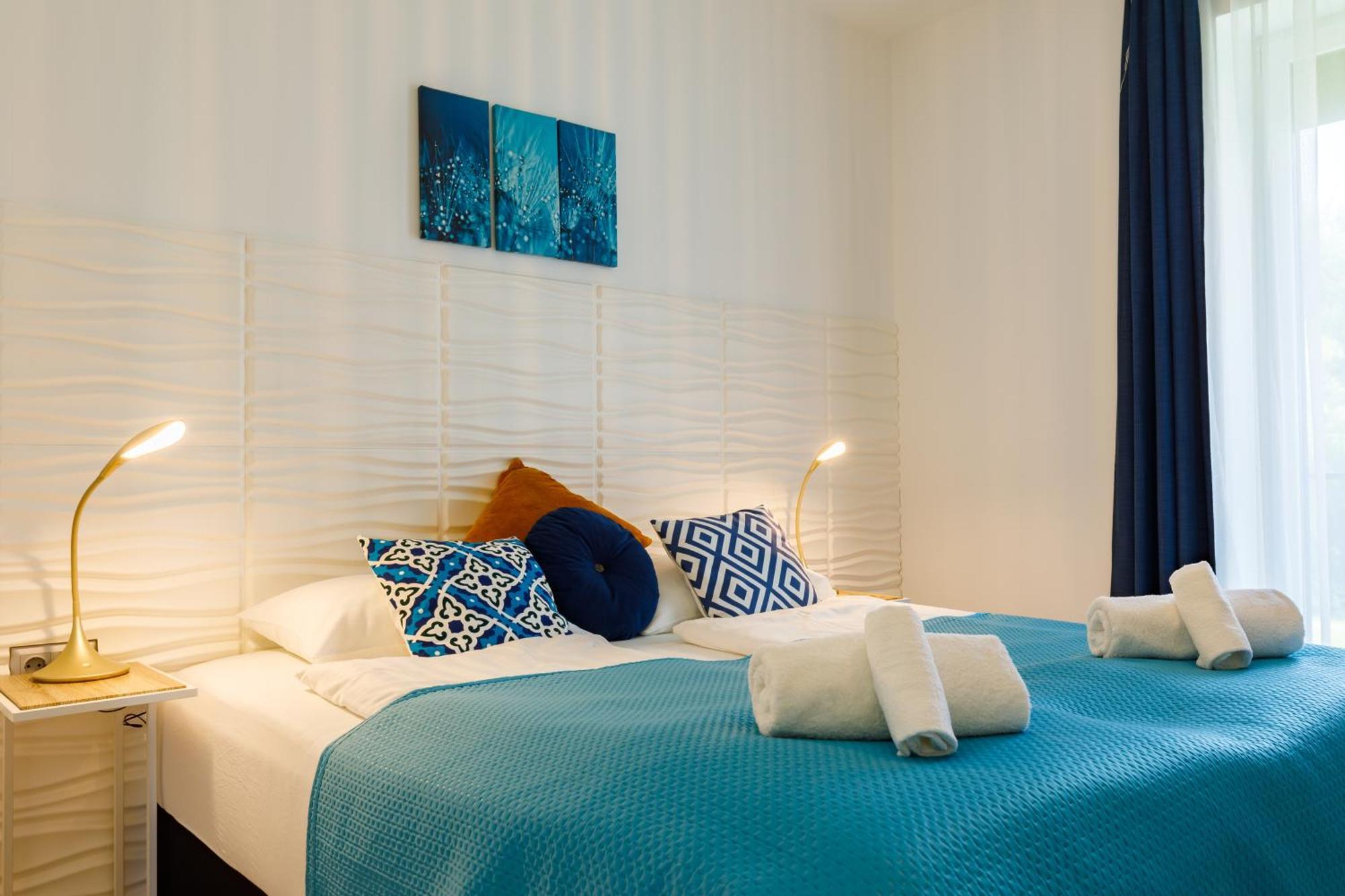 Blue4 Apartment Balatonfůzfő Екстериор снимка