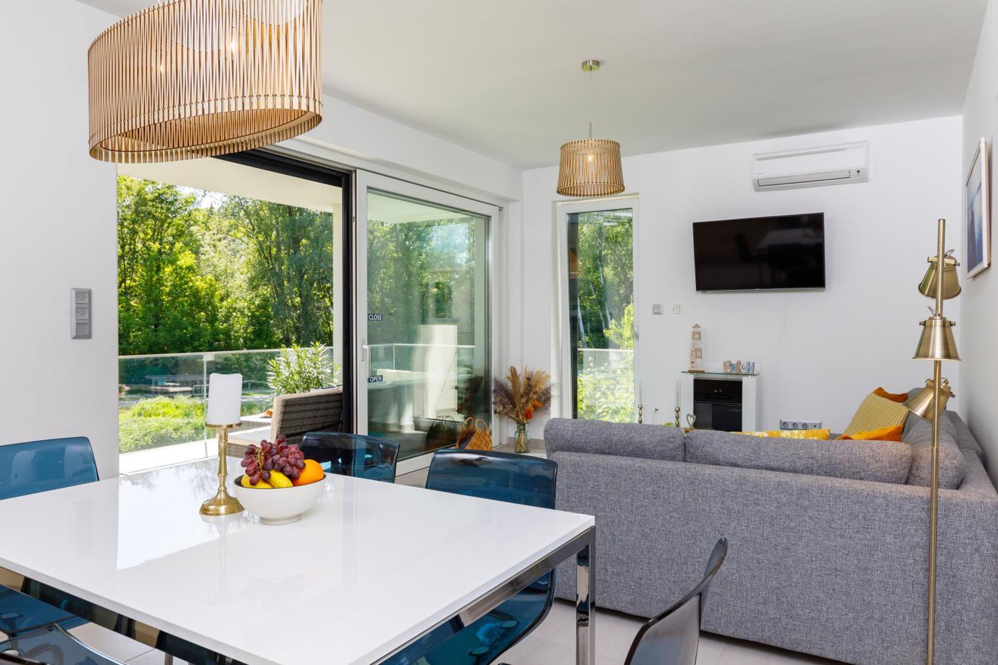 Blue4 Apartment Balatonfůzfő Екстериор снимка
