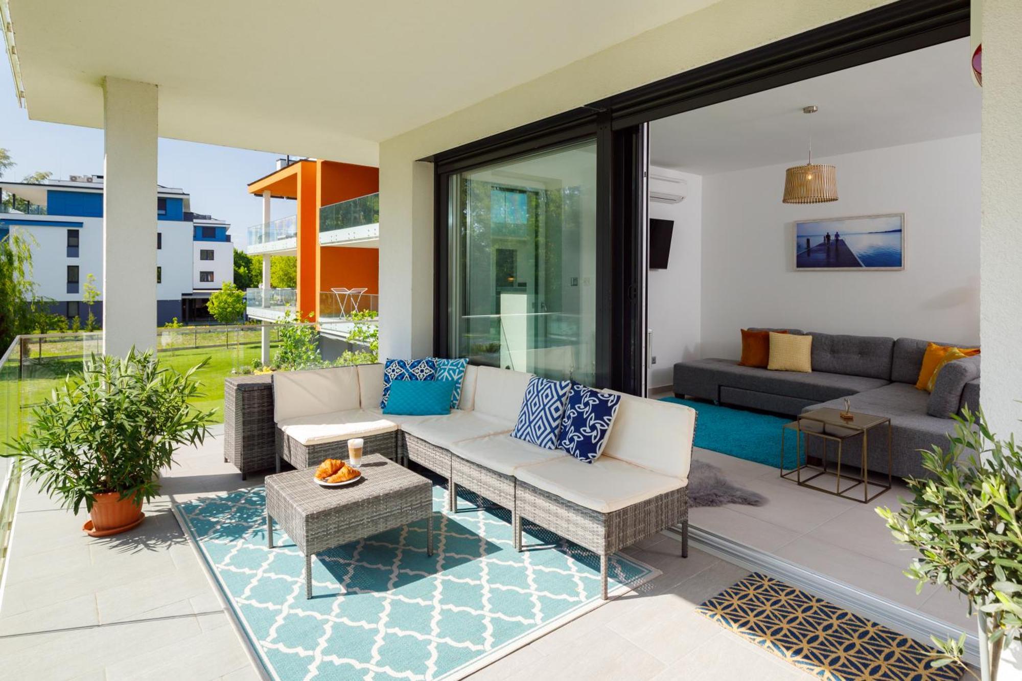 Blue4 Apartment Balatonfůzfő Екстериор снимка
